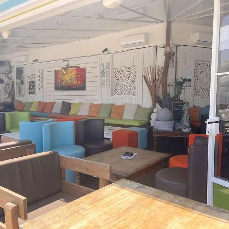 Frejus: Appt 2P, 5 Pers, Piscine, Plage A 150M, Parking, Animaux Ok - Fr-1-226A-357 Eksteriør billede