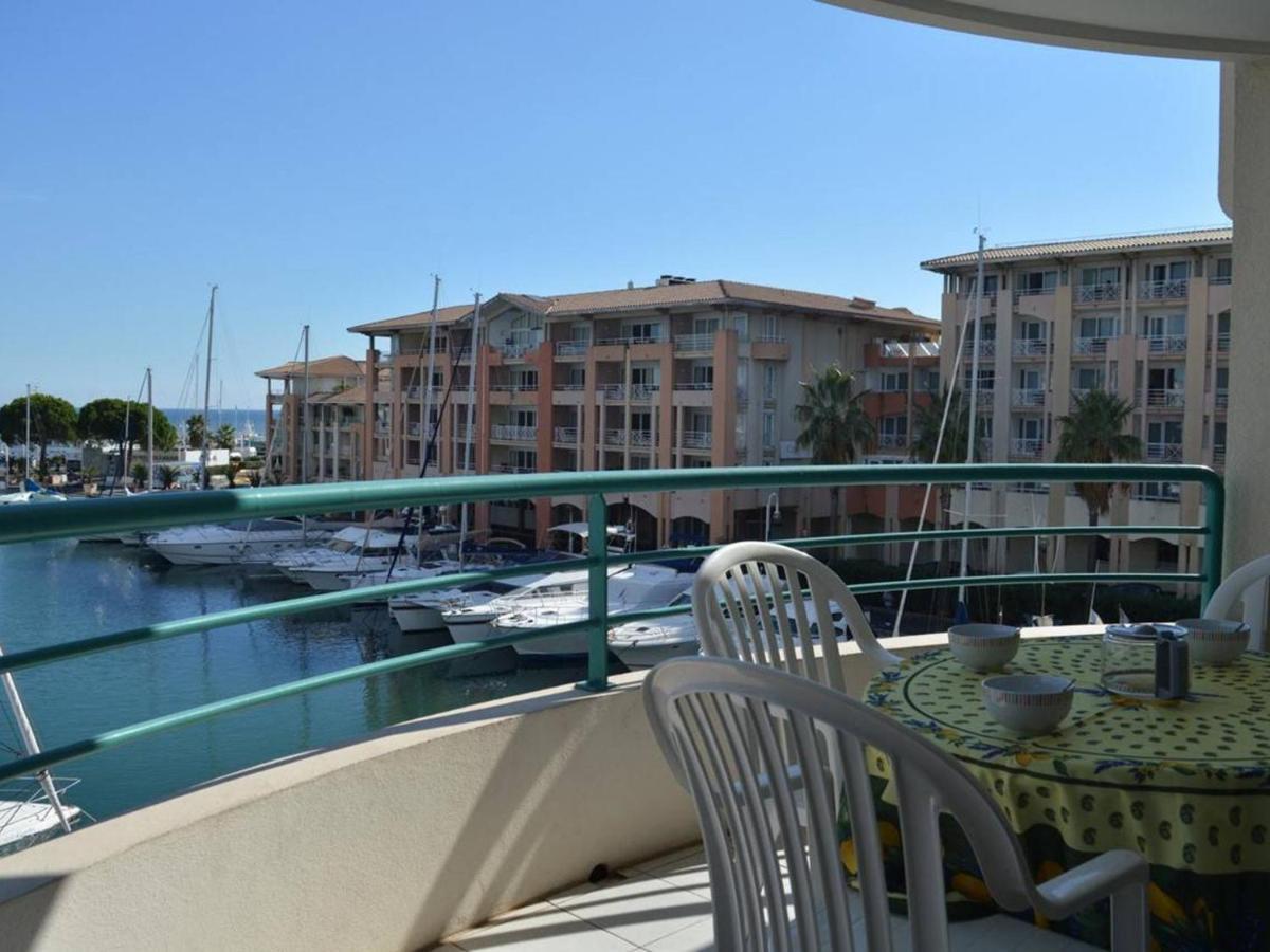 Frejus: Appt 2P, 5 Pers, Piscine, Plage A 150M, Parking, Animaux Ok - Fr-1-226A-357 Eksteriør billede