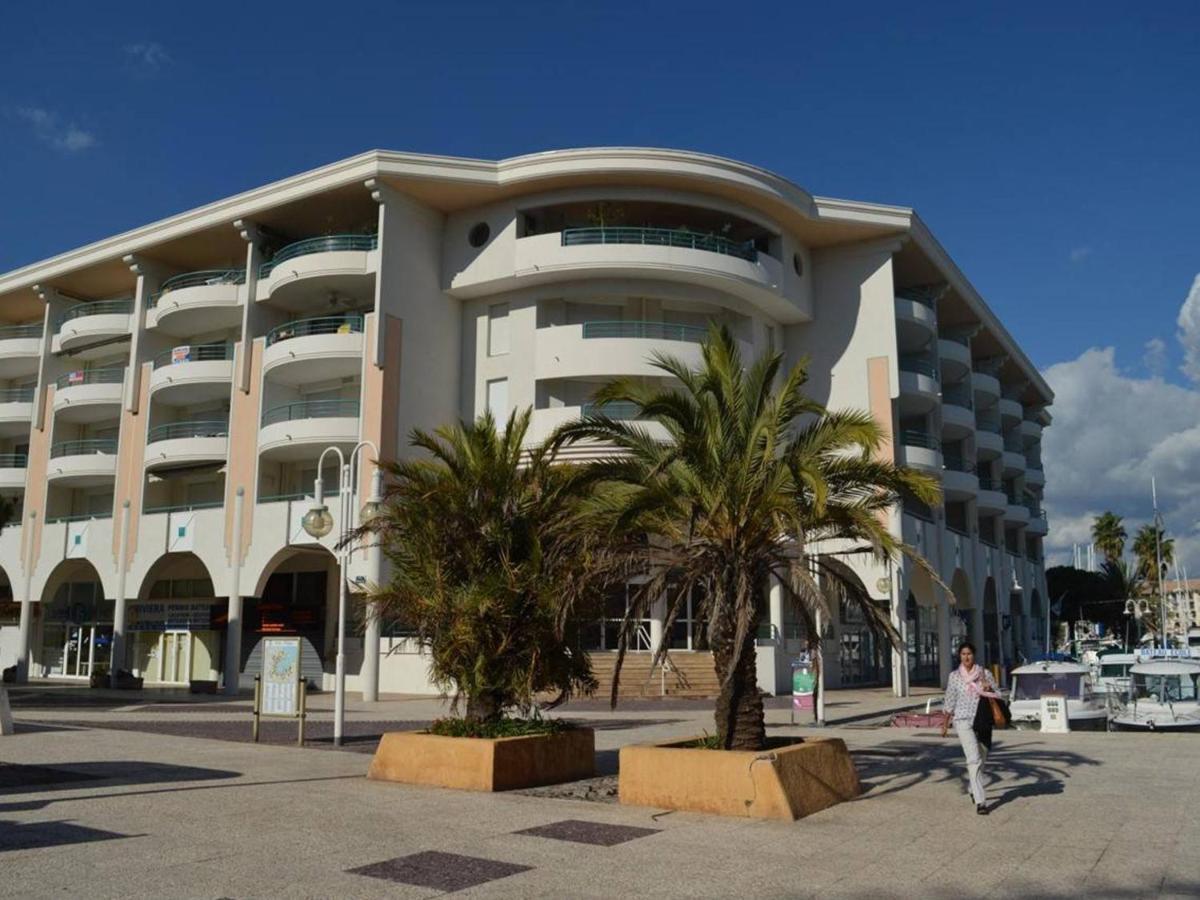 Frejus: Appt 2P, 5 Pers, Piscine, Plage A 150M, Parking, Animaux Ok - Fr-1-226A-357 Eksteriør billede